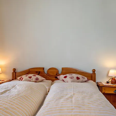 Samont 3 Apartment *