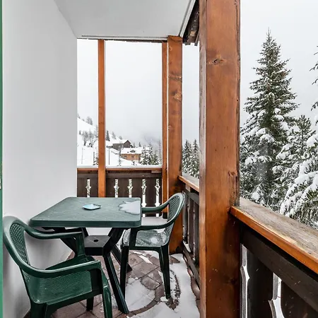 Samont 3 Apartment